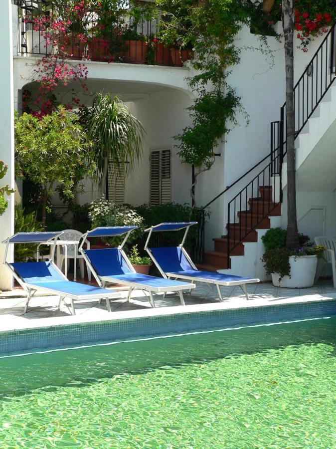 Hotel La Maggioressa Casamicciola Terme Bagian luar foto