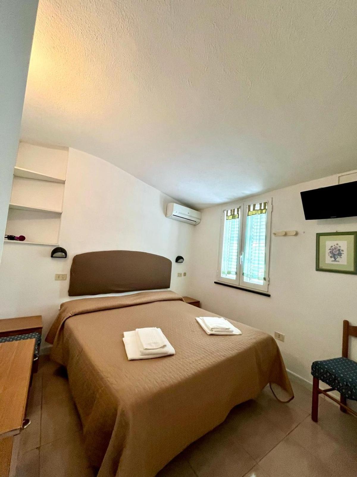 Hotel La Maggioressa Casamicciola Terme Bagian luar foto